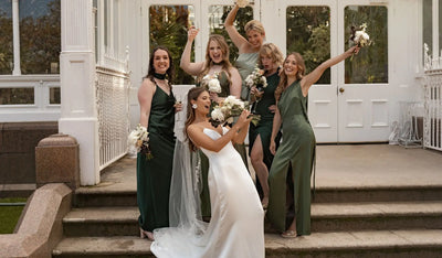 How to choose the perfect bridesmaids dress colour