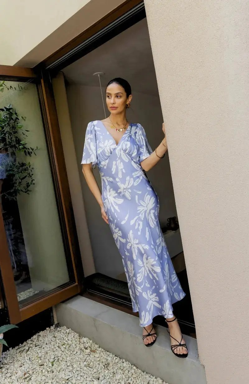 Midi Wedding Guest Dresses | Rewritten London Midi Wedding Guest Dresses | Rewritten London